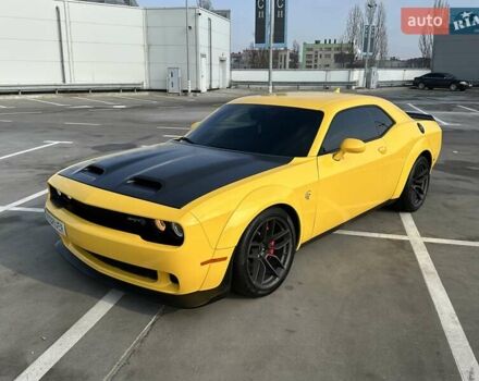 Желтый Додж Челенджер, объемом двигателя 6.17 л и пробегом 33 тыс. км за 45000 $, фото 7 на Automoto.ua