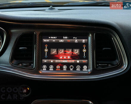 Желтый Додж Челенджер, объемом двигателя 7 л и пробегом 29 тыс. км за 65000 $, фото 25 на Automoto.ua