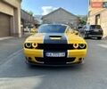 Желтый Додж Челенджер, объемом двигателя 6.4 л и пробегом 56 тыс. км за 69000 $, фото 13 на Automoto.ua