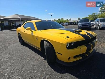 Додж Челенджер 2017 в Одессе на Automoto.ua Желтый Додж Челенджер, объемом двигателя 6.2 л и пробегом 15 тыс. км за 22000 $, фото 1 на Automoto.ua