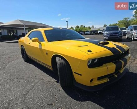 Жовтий Додж Challenger, об'ємом двигуна 6.2 л та пробігом 15 тис. км за 22000 $, фото 1 на Automoto.ua