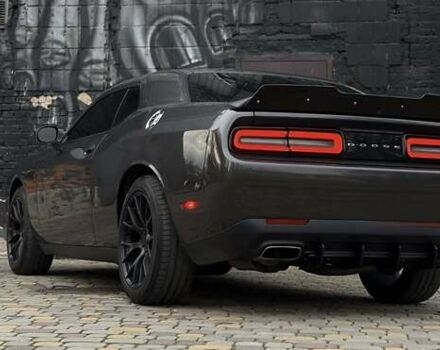 Серый Додж Челенджер, объемом двигателя 3.6 л и пробегом 170 тыс. км за 18300 $, фото 10 на Automoto.ua