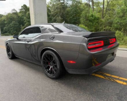 Серый Додж Челенджер, объемом двигателя 6.2 л и пробегом 78 тыс. км за 16800 $, фото 4 на Automoto.ua