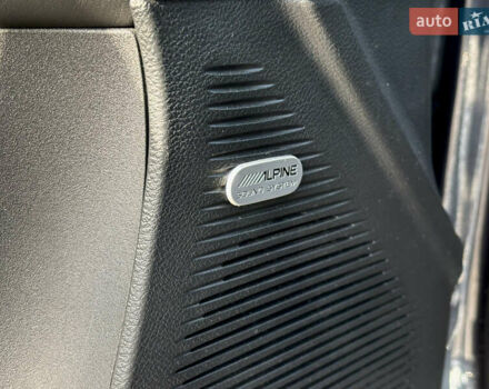 Серый Додж Челенджер, объемом двигателя 6.41 л и пробегом 108 тыс. км за 26500 $, фото 14 на Automoto.ua