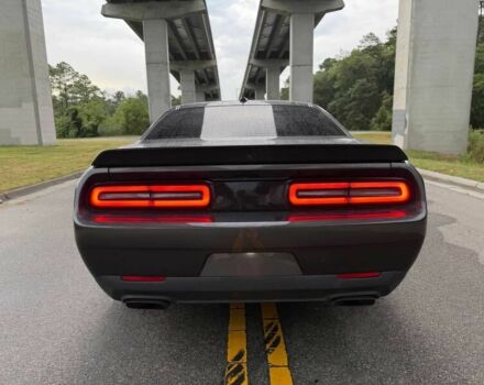 Серый Додж Челенджер, объемом двигателя 6.2 л и пробегом 78 тыс. км за 16800 $, фото 5 на Automoto.ua