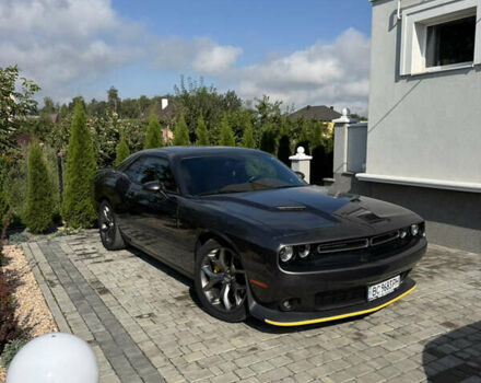 Серый Додж Челенджер, объемом двигателя 3.6 л и пробегом 130 тыс. км за 20500 $, фото 2 на Automoto.ua