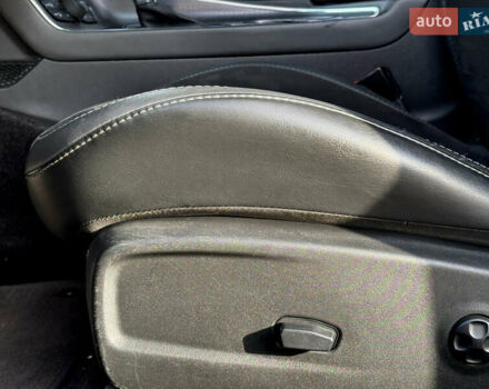 Серый Додж Челенджер, объемом двигателя 6.41 л и пробегом 108 тыс. км за 26500 $, фото 15 на Automoto.ua