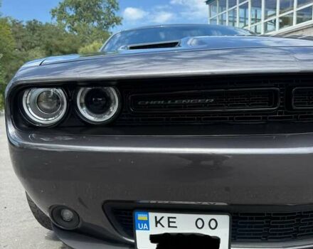 Серый Додж Челенджер, объемом двигателя 3.6 л и пробегом 83 тыс. км за 20000 $, фото 14 на Automoto.ua
