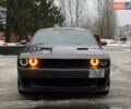 Серый Додж Челенджер, объемом двигателя 3.6 л и пробегом 180 тыс. км за 16700 $, фото 2 на Automoto.ua