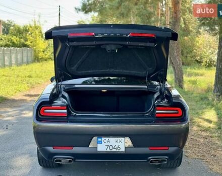 Сірий Додж Challenger, об'ємом двигуна 3.6 л та пробігом 211 тис. км за 15999 $, фото 9 на Automoto.ua