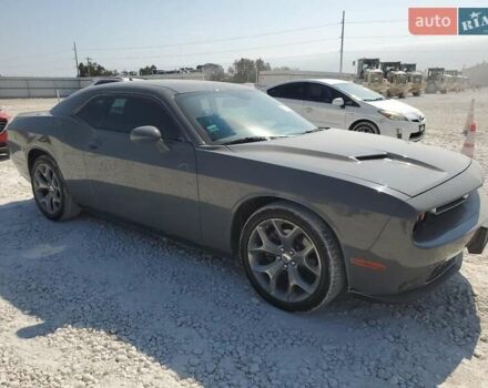 Серый Додж Челенджер, объемом двигателя 3.6 л и пробегом 148 тыс. км за 4100 $, фото 3 на Automoto.ua