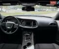 Серый Додж Челенджер, объемом двигателя 5.65 л и пробегом 69 тыс. км за 25999 $, фото 8 на Automoto.ua
