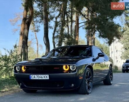 Сірий Додж Challenger, об'ємом двигуна 3.6 л та пробігом 211 тис. км за 15999 $, фото 1 на Automoto.ua