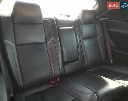 Серый Додж Челенджер, объемом двигателя 3.6 л и пробегом 148 тыс. км за 4100 $, фото 9 на Automoto.ua