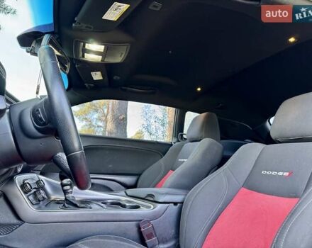 Сірий Додж Challenger, об'ємом двигуна 3.6 л та пробігом 211 тис. км за 15999 $, фото 19 на Automoto.ua