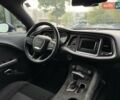Серый Додж Челенджер, объемом двигателя 5.65 л и пробегом 69 тыс. км за 25999 $, фото 9 на Automoto.ua