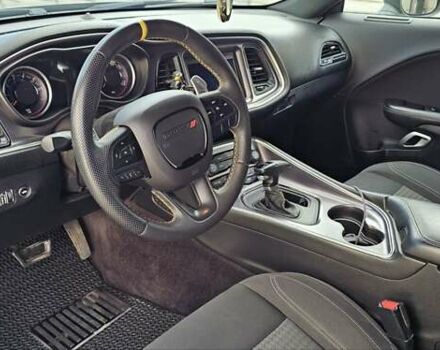 Серый Додж Челенджер, объемом двигателя 3.6 л и пробегом 135 тыс. км за 22000 $, фото 7 на Automoto.ua