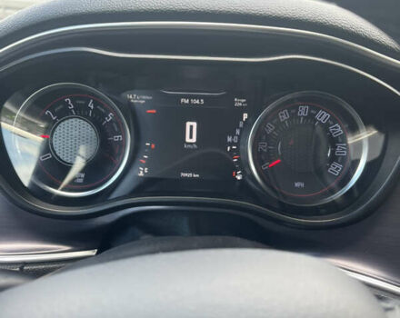 Серый Додж Челенджер, объемом двигателя 3.6 л и пробегом 70 тыс. км за 17500 $, фото 12 на Automoto.ua