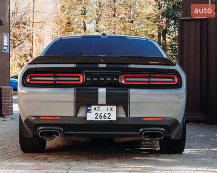 Додж Челенджер 2018 в Днепре (Днепропетровске) на Automoto.ua Серый Додж Челенджер, объемом двигателя 5.65 л и пробегом 113 тыс. км за 24000 $, фото 29 на Automoto.ua