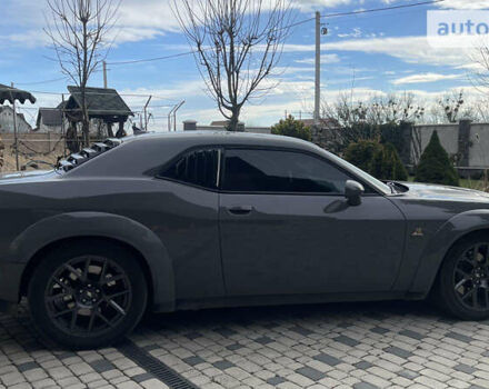 Серый Додж Челенджер, объемом двигателя 6.4 л и пробегом 31 тыс. км за 33500 $, фото 14 на Automoto.ua