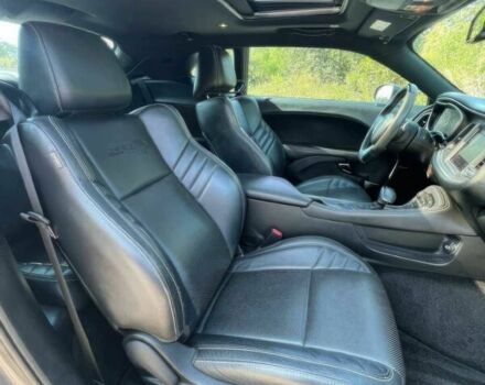 Додж Челенджер 2018 в Тернополе на Automoto.ua Серый Додж Челенджер, объемом двигателя 6.2 л и пробегом 48 тыс. км за 18000 $, фото 9 на Automoto.ua