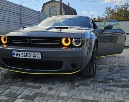Серый Додж Челенджер, объемом двигателя 3.6 л и пробегом 135 тыс. км за 22000 $, фото 12 на Automoto.ua