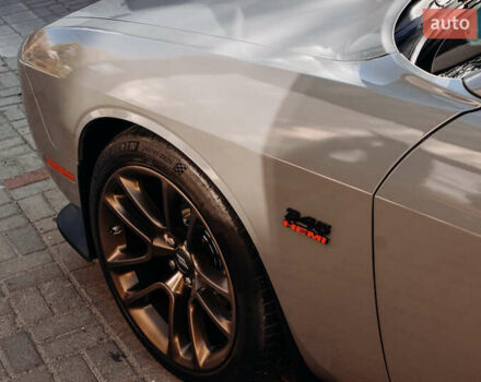 Додж Челенджер 2018 в Днепре (Днепропетровске) на Automoto.ua Серый Додж Челенджер, объемом двигателя 5.65 л и пробегом 113 тыс. км за 24000 $, фото 25 на Automoto.ua