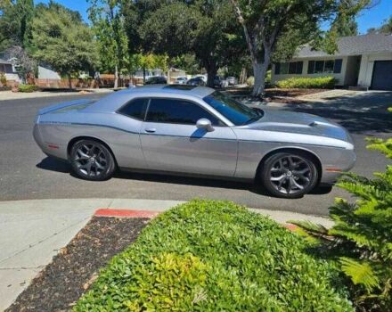 Серый Додж Челенджер, объемом двигателя 3.6 л и пробегом 95 тыс. км за 4900 $, фото 3 на Automoto.ua