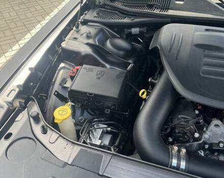 Серый Додж Челенджер, объемом двигателя 3.6 л и пробегом 70 тыс. км за 17500 $, фото 9 на Automoto.ua