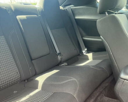 Серый Додж Челенджер, объемом двигателя 3.6 л и пробегом 70 тыс. км за 17500 $, фото 8 на Automoto.ua