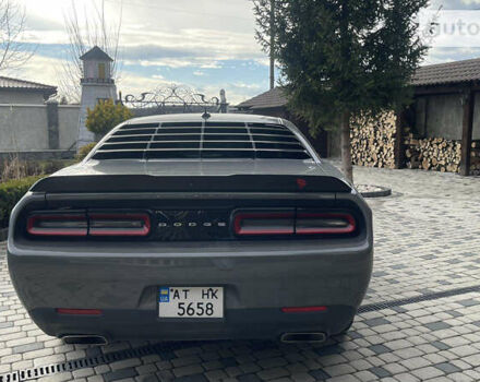 Серый Додж Челенджер, объемом двигателя 6.4 л и пробегом 31 тыс. км за 33500 $, фото 13 на Automoto.ua