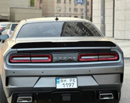 Додж Челенджер 2018 в Киеве на Automoto.ua Серый Додж Челенджер, объемом двигателя 3.6 л и пробегом 83 тыс. км за 18000 $, фото 5 на Automoto.ua