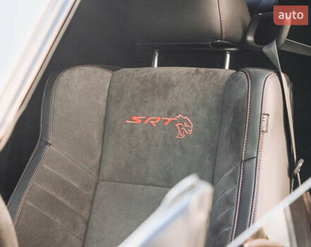 Додж Челенджер 2018 в Днепре (Днепропетровске) на Automoto.ua Серый Додж Челенджер, объемом двигателя 5.65 л и пробегом 113 тыс. км за 24000 $, фото 11 на Automoto.ua