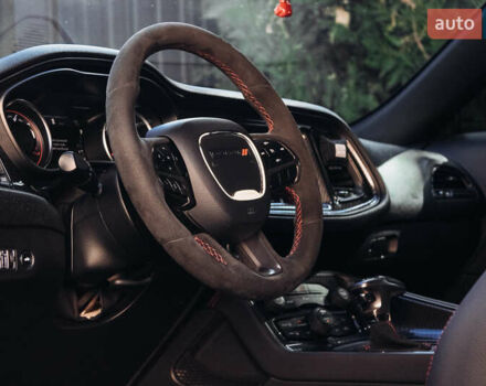 Додж Челенджер 2018 в Днепре (Днепропетровске) на Automoto.ua Серый Додж Челенджер, объемом двигателя 5.65 л и пробегом 113 тыс. км за 24000 $, фото 16 на Automoto.ua