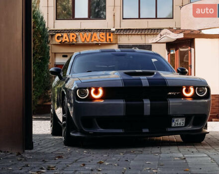 Додж Челенджер 2018 в Днепре (Днепропетровске) на Automoto.ua Серый Додж Челенджер, объемом двигателя 5.65 л и пробегом 113 тыс. км за 24000 $, фото 1 на Automoto.ua