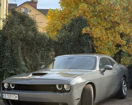 Серый Додж Челенджер, объемом двигателя 3.6 л и пробегом 180 тыс. км за 28500 $, фото 11 на Automoto.ua