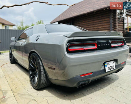 Серый Додж Челенджер, объемом двигателя 5.7 л и пробегом 46 тыс. км за 29999 $, фото 6 на Automoto.ua