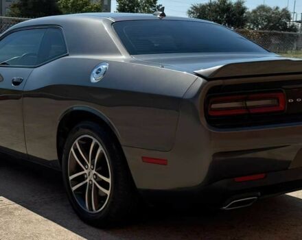 Серый Додж Челенджер, объемом двигателя 3.6 л и пробегом 38 тыс. км за 8200 $, фото 4 на Automoto.ua