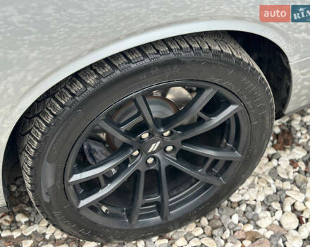 Серый Додж Челенджер, объемом двигателя 6.42 л и пробегом 57 тыс. км за 31000 $, фото 5 на Automoto.ua