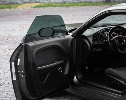 Сірий Додж Challenger, об'ємом двигуна 3.6 л та пробігом 114 тис. км за 24000 $, фото 17 на Automoto.ua