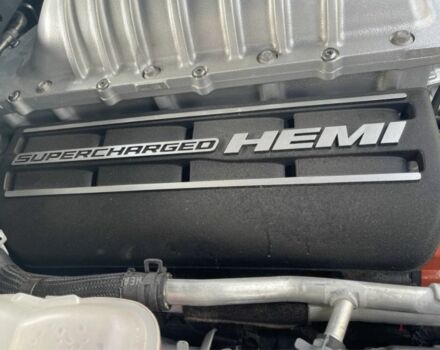 Серый Додж Челенджер, объемом двигателя 6.2 л и пробегом 20 тыс. км за 56000 $, фото 9 на Automoto.ua