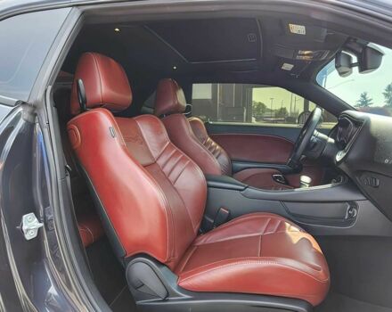 Серый Додж Челенджер, объемом двигателя 6.2 л и пробегом 33 тыс. км за 8300 $, фото 11 на Automoto.ua