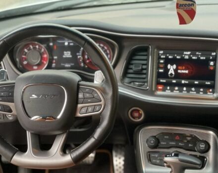 Серый Додж Челенджер, объемом двигателя 6.2 л и пробегом 20 тыс. км за 56000 $, фото 11 на Automoto.ua