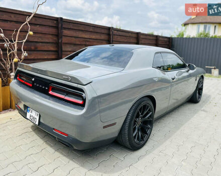 Серый Додж Челенджер, объемом двигателя 5.7 л и пробегом 46 тыс. км за 29999 $, фото 7 на Automoto.ua