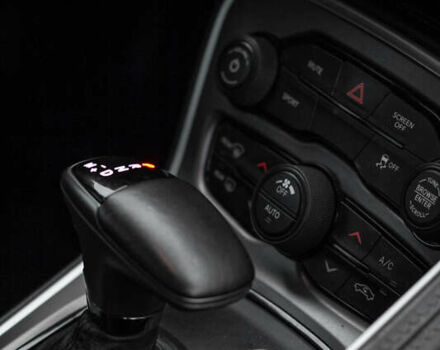 Сірий Додж Challenger, об'ємом двигуна 3.6 л та пробігом 114 тис. км за 24000 $, фото 15 на Automoto.ua