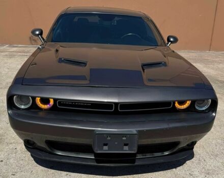 Серый Додж Челенджер, объемом двигателя 3.6 л и пробегом 38 тыс. км за 8200 $, фото 1 на Automoto.ua