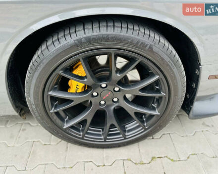 Серый Додж Челенджер, объемом двигателя 5.7 л и пробегом 46 тыс. км за 29999 $, фото 12 на Automoto.ua