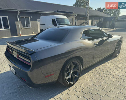 Сірий Додж Challenger, об'ємом двигуна 5.65 л та пробігом 116 тис. км за 26000 $, фото 2 на Automoto.ua