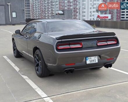Серый Додж Челенджер, объемом двигателя 3.6 л и пробегом 27 тыс. км за 29500 $, фото 12 на Automoto.ua