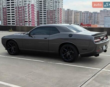 Серый Додж Челенджер, объемом двигателя 3.6 л и пробегом 27 тыс. км за 29500 $, фото 14 на Automoto.ua
